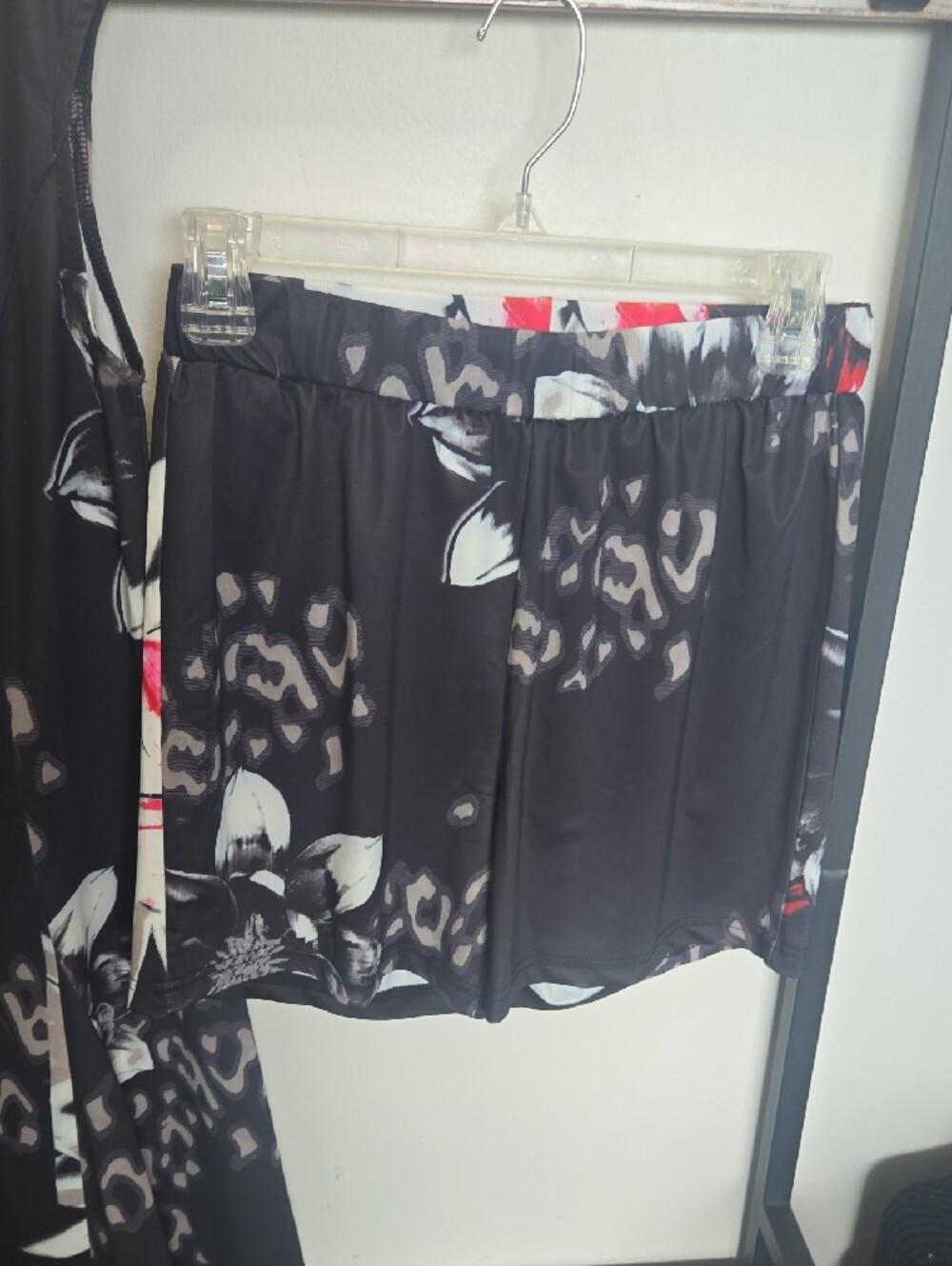 SPANNER Black Floral Zip-Front Swim Dress with Matching Shorts - Picture 3 of 7